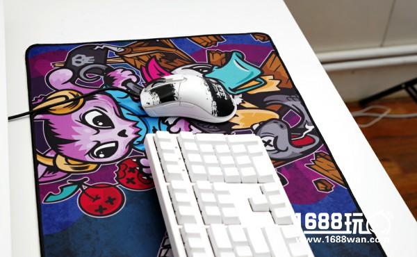 Akko X Ducky发布猫鸭大战原创漫画桌布鼠标垫[多图]图片5
