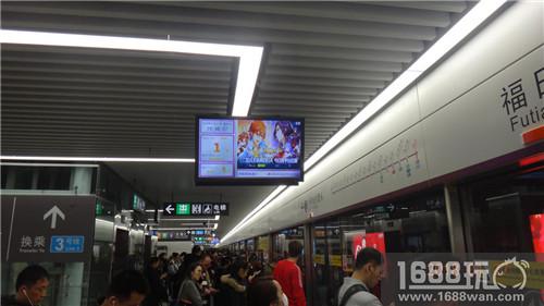 3个城市地铁，5个城市公交，32093块视频终端，“在路上”的《光影对决》图片4